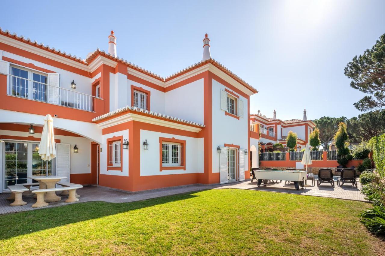 Gr 2 X Private Villas Private Pools - Up To 20 Guests Pousada