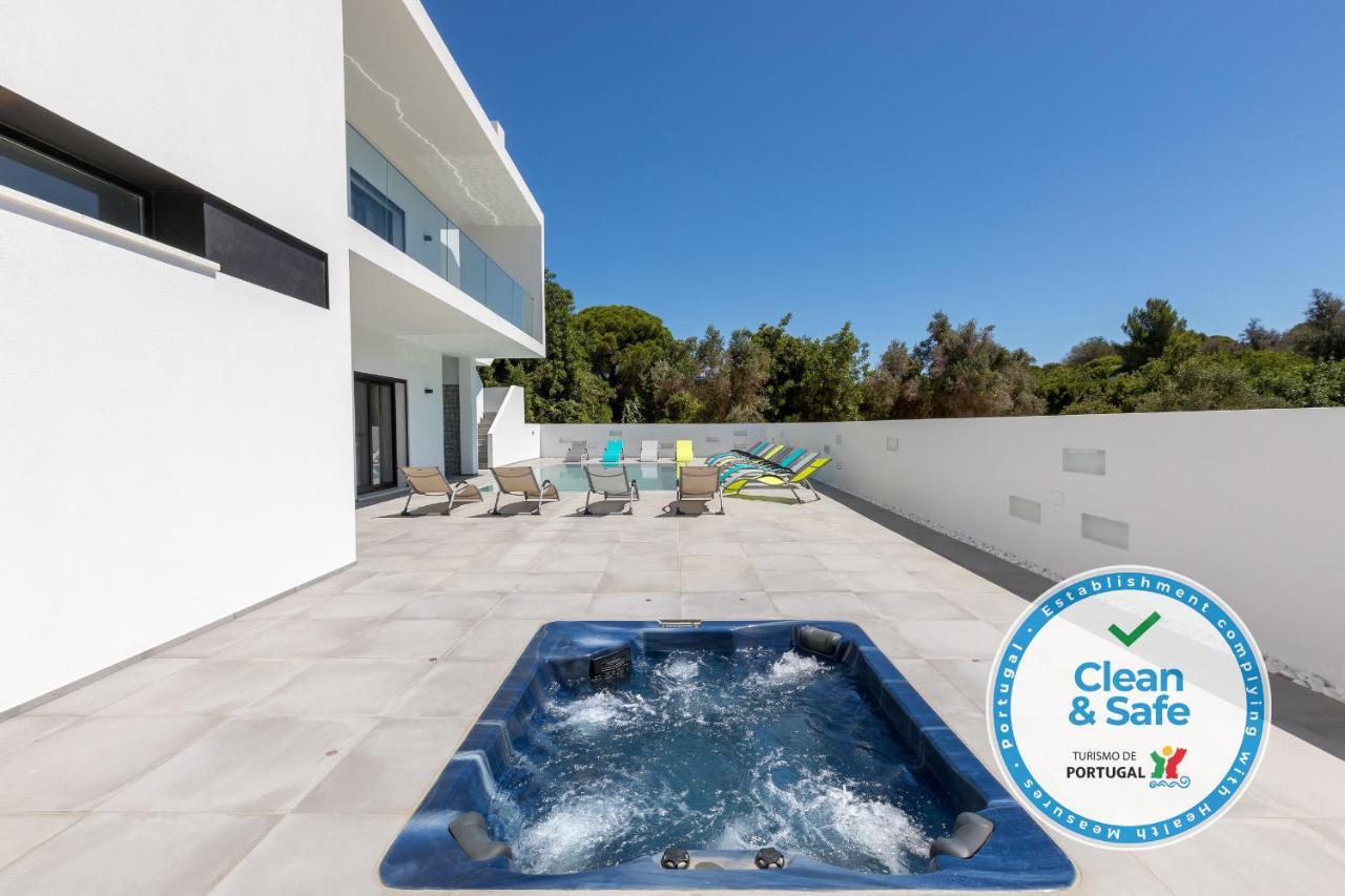 Luxury 47 Villa *