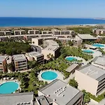 Ambassador Salgados Beach Suites