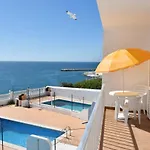 Apartamentos Encosta Do Mar