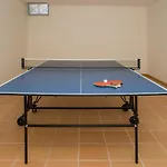 Charming Family Townhouse In Albufeira, Algarve