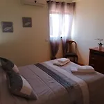 Bel Appartement 2 Chambres Au Coeur D\'Albufeira, Proche De La Magnifique Plage De Oura Et Des Loisirs