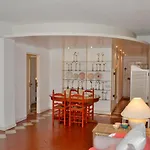 Albufeira Centre 2 Bedroom Cozy Apartment