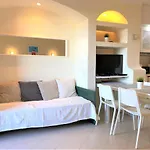 Caporizon Appartement Magnifique Vue Mer Et Piscine Plein Centre Albufeira