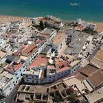 Beach House in Old Town Albufeira