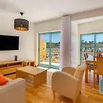 Marina View - Dream Lodging