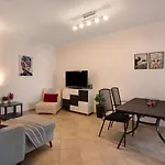Apartamento Alfamar II