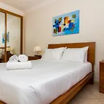 Oura Sunrise Apartment&Pool&Wi-Fi&Oura Beach&Oura Strip Albufeira