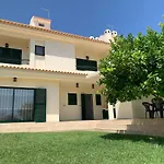 Albufeira Vianna Villa With New Pool!!