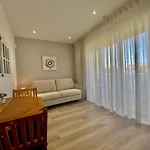 **Fresh And Cosy Appt With Pool, Fiber, Sporttv**