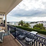 Oura Sunrise II Apartment - Sea View & Oura Beach & Top Location