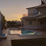 Villa Monte Das Oliveiras Lux - 600M From The Beach - Swimming Pool - Wi Fi - Aircon