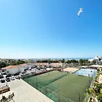 Panoramic Seaview - 2 Bedroom, Main Ave, 15 Min Walk Beach, Workspace