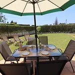 3-Bed Townhouse With Pool In Albufeira Balaia