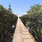 3-Bed Townhouse With Pool In Albufeira Balaia
