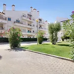 Ae Flat Falesia