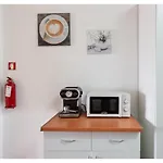 Joivy Adorable Flat With Balcony