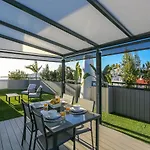 Luxury Penthouse Apartment Private Jacuzzi, Albufeira
