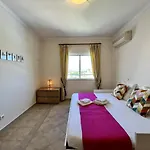 Albufeira Valley 1 With Pool By Homing