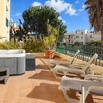 Place In The Sun - Free Out Door Jacuzzi - By Bedzy