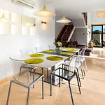Linda Oura Beach 4Br Villa 10 New For Rent!