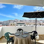Albufeira Centre Apartment With Pool