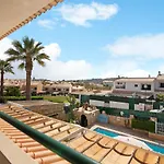 Villa Guisado