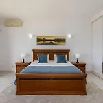 Villa Marina - Pool & Sea View