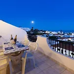 Oceanview Apartment A By Sequeira