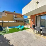 V4, Villa Jardins Branqueira7 Near Beach, Albufeira