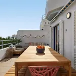 Seaside Serenity Beachside Albufeira Apartment
