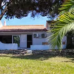 Pool Side Villa Zara
