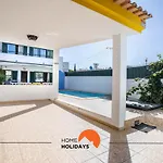#039 Family With Private Pool And Ac