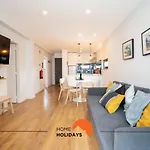 #063 Beach Flat By Home Holidays
