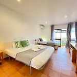 Albufeira Sky Light With Pool By Homing