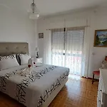 Albufeira Traditional Apartments In Villa