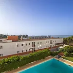 Renovated Oasis Ocean View 1Bd Wi-Fi Beach 3 Min