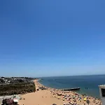 Vista Del Mar Guest House