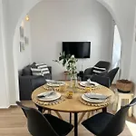 Vista Del Mar Guest House