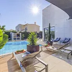 Villa Casa Zeus By Villa Plus
