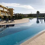 MARINA BLEU Magnifique Appartement Standing à Albufeira- Algarve