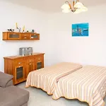 Os Apartamentos A Ramos Na Praia Da Gale Estao Inserido Em Condominio Com Piscina, Fica Apenas A 350 Metros Da Praia Da Gale - Apartamentos Com Ar Condicionado Tanto Nos Quartos Como Na Sala, Smart Tv Com Prime Video E Cozinha Completa