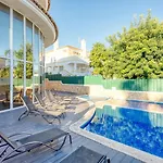 Full Private 300Sqm Villa Jacuzzi Heated Pool Ideal & Quiet Location