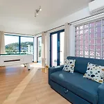 Penthouse 160Sqm Wide Terraces Pool View & Private Hot Tub & Parking