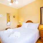 Villa Pinheiro
