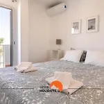 #008 T2 Tenis By Home Holidays