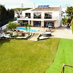 Villa Margarida By Laranjal Rentals