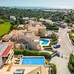 Villa Costa Brava By Algarve Vacation