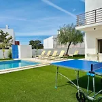 Vila Nalia