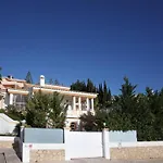 Villa Juniper Fenced Pool Spacious House